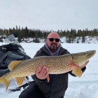 Manitoba Ice Fishing Package