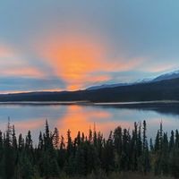 Stephan Lake Lodge