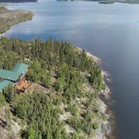 Milton Lake Lodge Exclusive Access