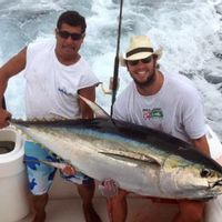 35 ft Cabo yacht Fishing Charter