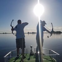 Bowfishing, Frontierbowfishing.com