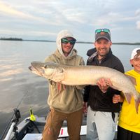 Lake Of the Woods guided fishing