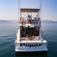 Piquis 46' Fishing Charter