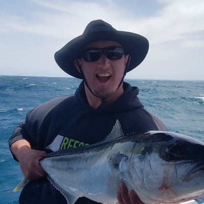 Hooked Up Charters - Auckland