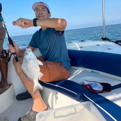 Deep Sea Fishing 4 /6 hrs Customisable