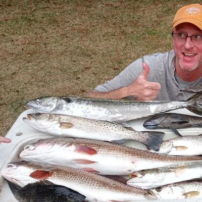 Fishbonz Charters
