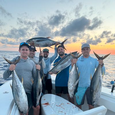 SPLASH & BOOM OUTFITTERS 39' SeaVee