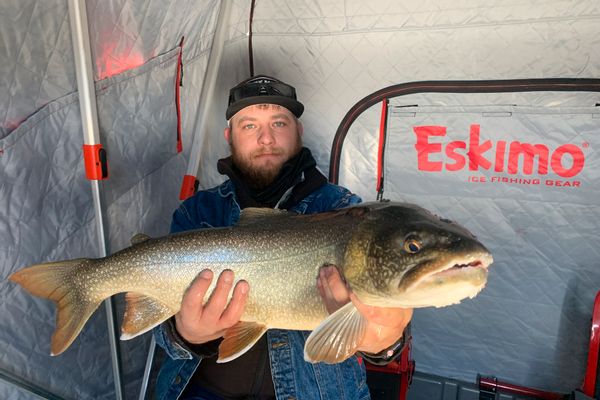 Twin Lakes trophy Ice Fishing