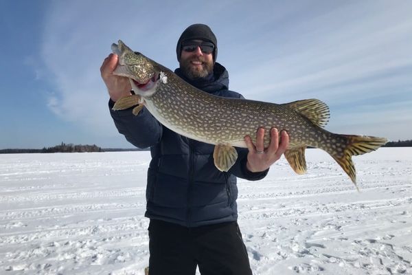 Manitoba Ice Fishing Package