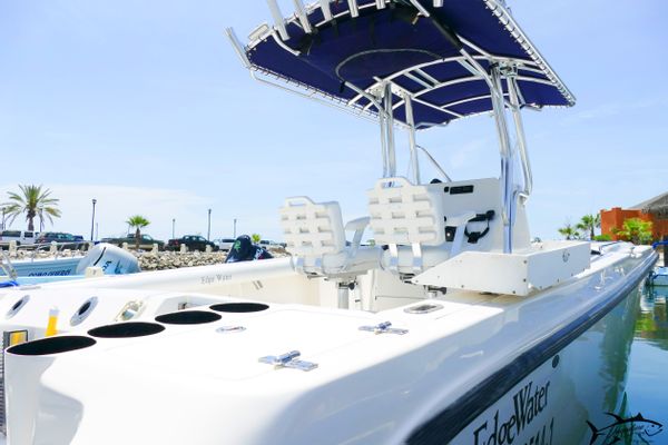 Sport Fishing Edge Water Boat